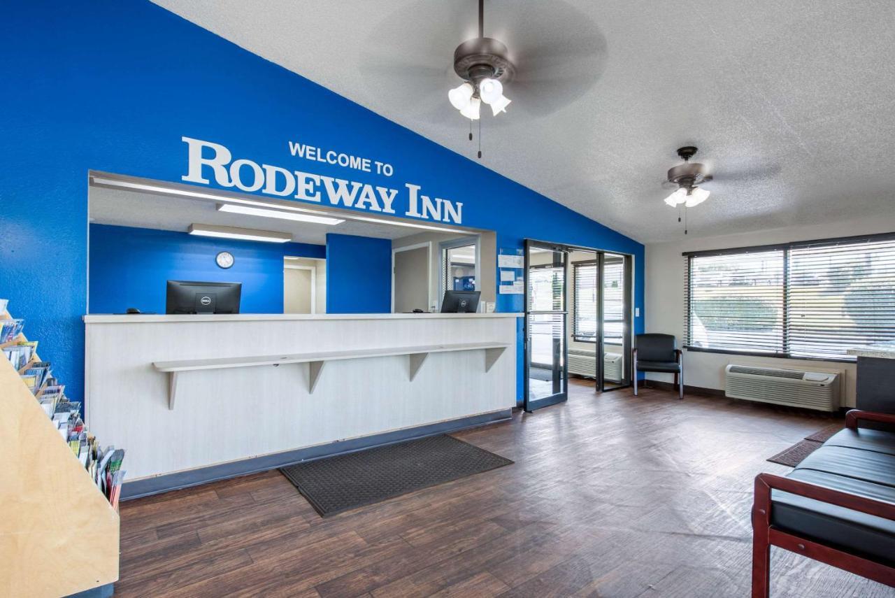 Rodeway Inn Sharonville Exterior foto